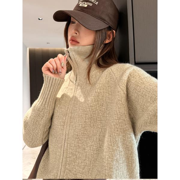 New autumn and winter collection: thickened, high-neck sweater with zipper, Korean-style women's loose-fitting outerwear, simple and basic solid-color top